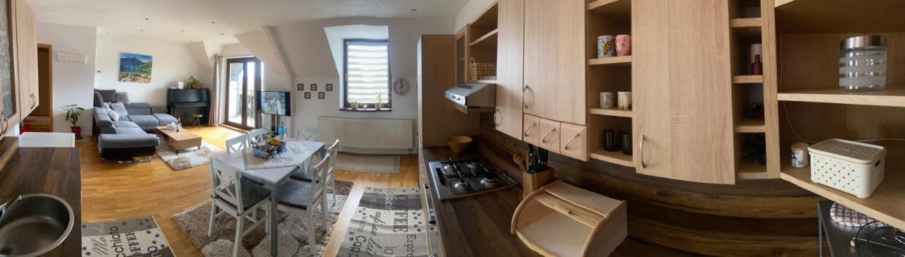 טטרנסקה לומניקה Apartman Juli מראה חיצוני תמונה