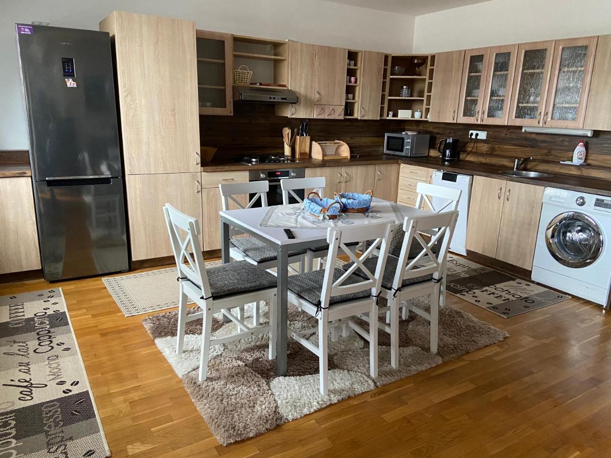 טטרנסקה לומניקה Apartman Juli מראה חיצוני תמונה